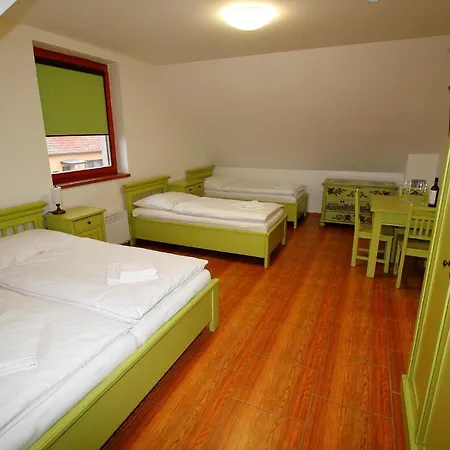 Zeleny Sklep Affittacamere 3*